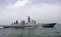 Frégate indienne furtive INS&nbsp;Shivalik de la classe Shivalik.