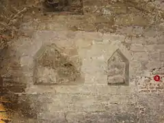 Fondations du XIIe siècle