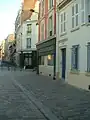 Même lieu après piétonisation (années 2000).