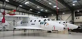 Le VSS Enterprise arrimé au VMS Eve en 2014.