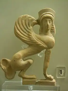 Figurine de l'époque archaïque (fin du VIe&nbsp;siècle, début du Ve&nbsp;siècle) au musée archéologique de Mycènes.