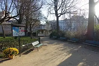 Allée.