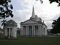 Cathédrale St-Georges.