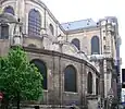 Vue extérieure du chœur, du déambulatoire et du transept nord.