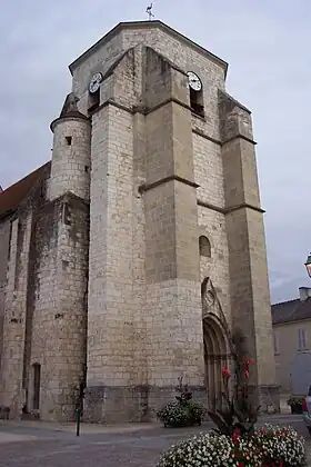 Tour-porche.