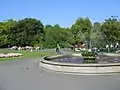 La fontaine de St Stephen's Green en été.