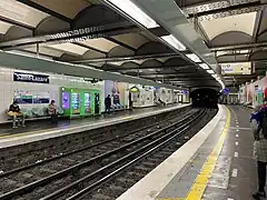 Les quais de la ligne 3.