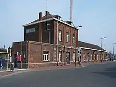 Le bâtiment de 1878,  trois ans avant sa démolition.
