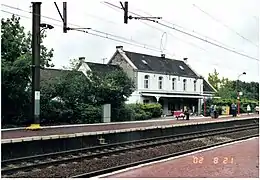 Côté voies.