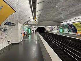 Quai en direction de Créteil.