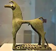 Cheval. Statuette votive. Corinthe, Vers 730. Bronze à patine légère, H. 16&nbsp;cm.Altes Museum
