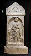 Relief votif à Cybèle et ses 2 lions. Marbre, H. 81 cm. Philadelphia (Alaşehir, Turquie). IIe&nbsp;siècle EC. Louvre