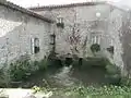 Ancien moulin sur le Pharaon.