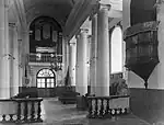 Église catholique, intérieur