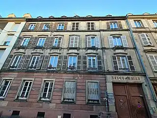 Façade.
