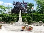 Le monument aux morts.