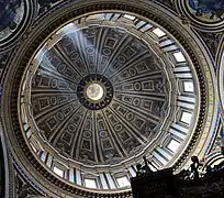 La coupole de Saint-Pierre de Rome, conçue par Michel-Ange, avec 42&nbsp;mètres de diamètre interne.