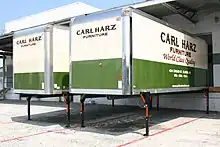 Caisses mobiles.