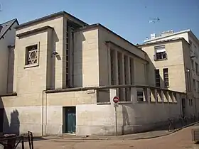 Façade, à l'angle de la rue des Bons-Enfants et de la rue de l'Ancienne-Prison.