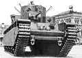 Premier T-35A défilant sur la Place Rouge, le 1er mai 1934.