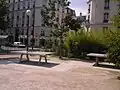 Les tables de ping-pong.