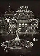 Le Temple of Music de nuit, photographié en 1901.