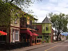 Rue Saint-Pierre.