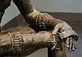 Les lanières de cuir servant à protéger les mains.