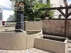 Fontaine.