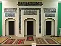 Tapis et carreaux de faïence.