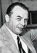 chef de police (Tino Carraro)
