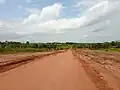 Route en construction à Tori-Avamè