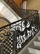 Hôtel de Castellane, rampe de l'escalier attribuée à Bernard Ortet.