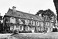 Trévé ː le manoir de la Ville-aux-Veneurs vers 1920 (carte postale).