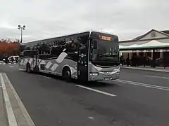 Irisbus Crossway en livrée STIF (n°21631) sur la ligne 19 du réseau de bus du Grand Morin, quittant la gare de Marne-la-Vallée - Chessy en direction de la gare de Meaux.