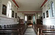 Vue intérieure de la nefvers le chœur.