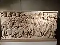 Cuve de sarcophage dite "Triomphe de Bacchus" (IIIe siècle), découverte à Saint-Irénée vers 1800 (musée Lugdunum, Lyon).