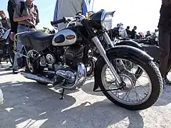TWN Triumph Boss bicylindre deux temps 350&nbsp;cm3.