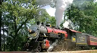 La « Pershing » No. 300 préservée sur le Texas State Railroad dans l'État du Texas.