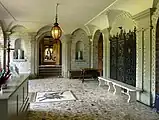 L'entrée.