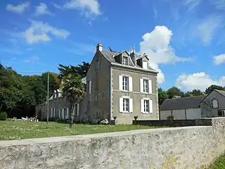 Château de Tuloc (XVIIe et XIXe siècles).
