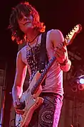 Tyler Bryant (en).