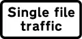 « Trafic en file indienne » dans chaque direction
