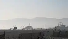 La plage et la jetée, en 2004.