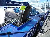 Le haut du foil émergeant de son puits.
