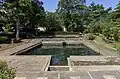 Un des deux bassins du temple d'Umbul