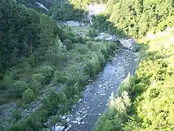 Vue de l'Enza entre Ramiseto et Palanzano.