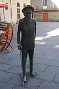 Statue de Valle-Inclán sur la place Méndez Núñez