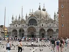 Basilique Saint-Marc à Venise (IXe – XIVe siècle).