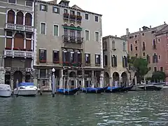 Palais Contarini Pisani.